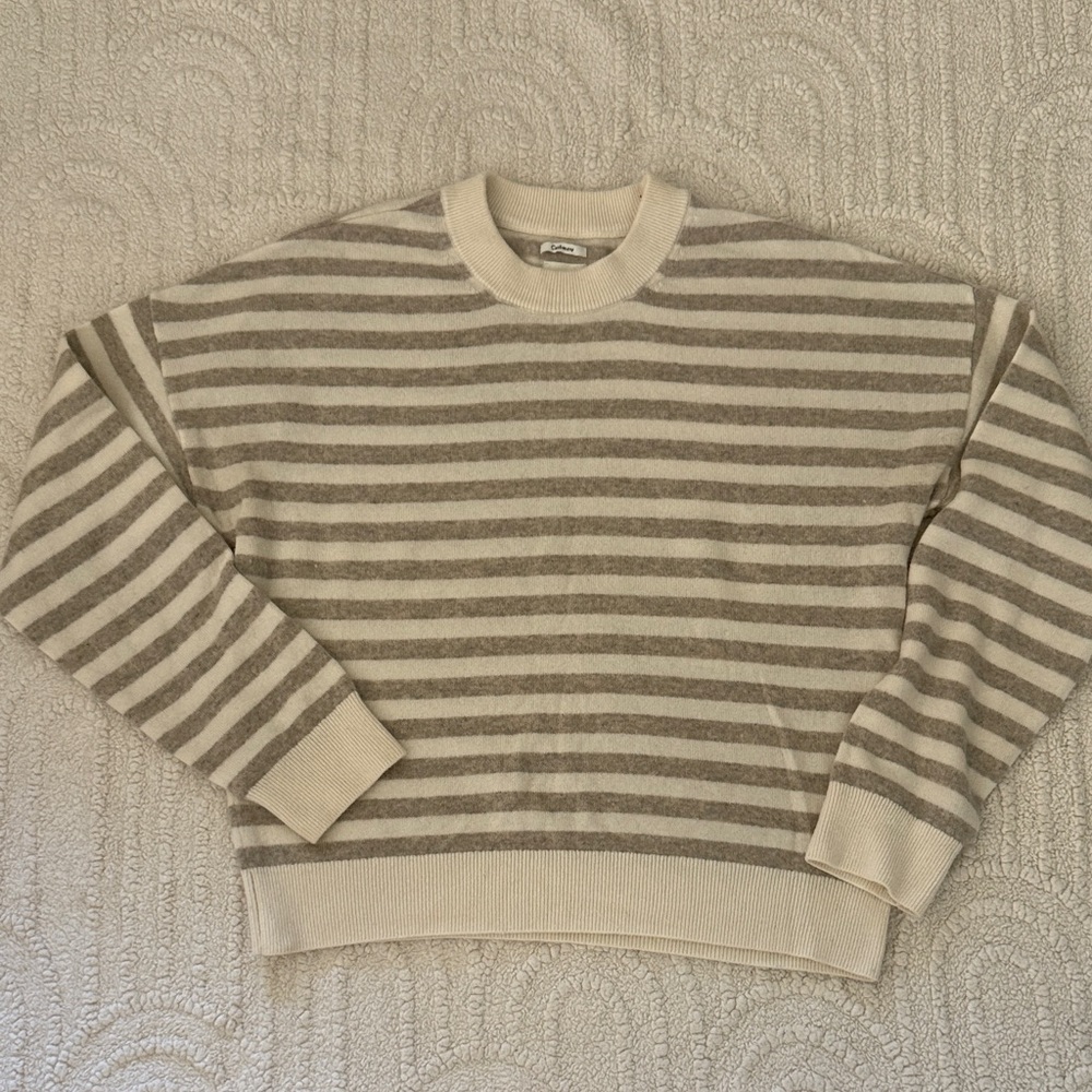 Abercrombie Striped Beige and Cream Sweater